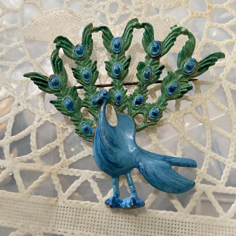 Vintage blue peacock brooch pin